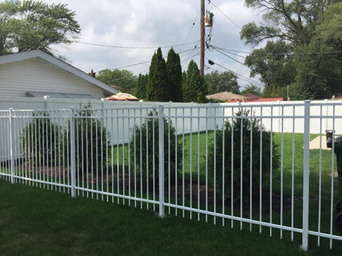 traditional fence west chicago
